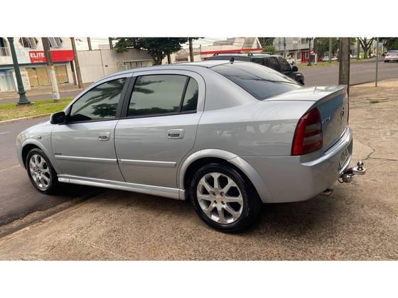 CHEVROLET ASTRA 2.0 MPFI ADVANTAGE 8V FLEX 4P MANUAL